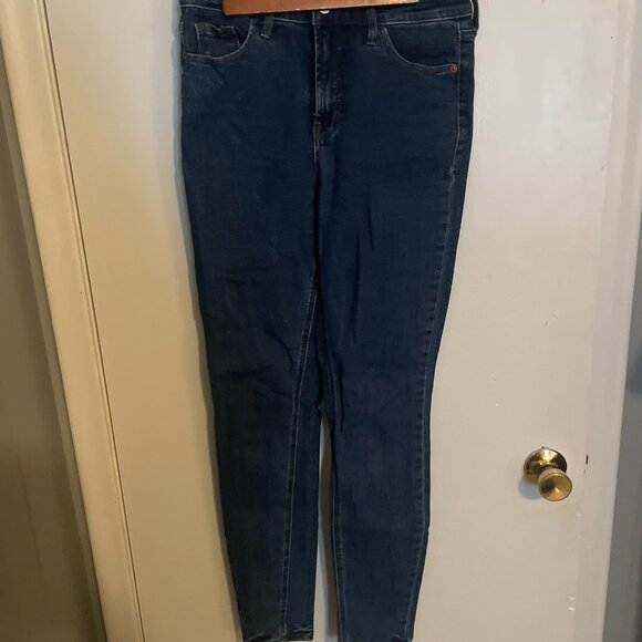 Old Navy Skinny Blue Jeans - Picture 1 of 16